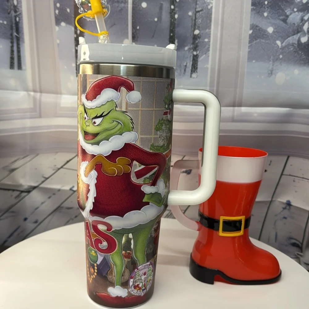 40oz Scooby doo‎ and the grinch tumbler. NWOT